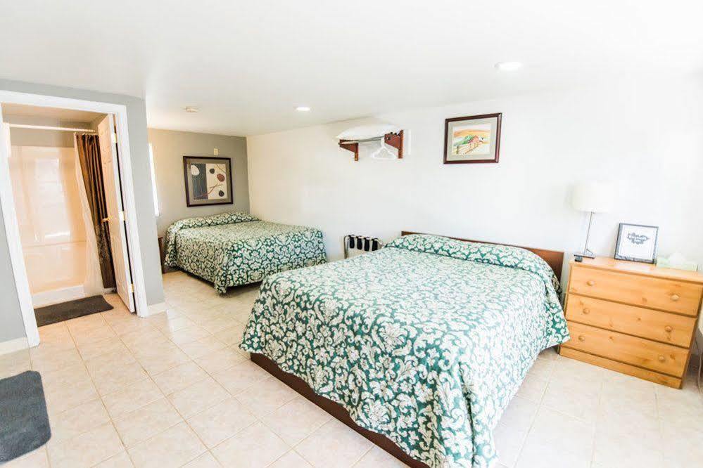 Riverwalk Inn Chelan Ngoại thất bức ảnh